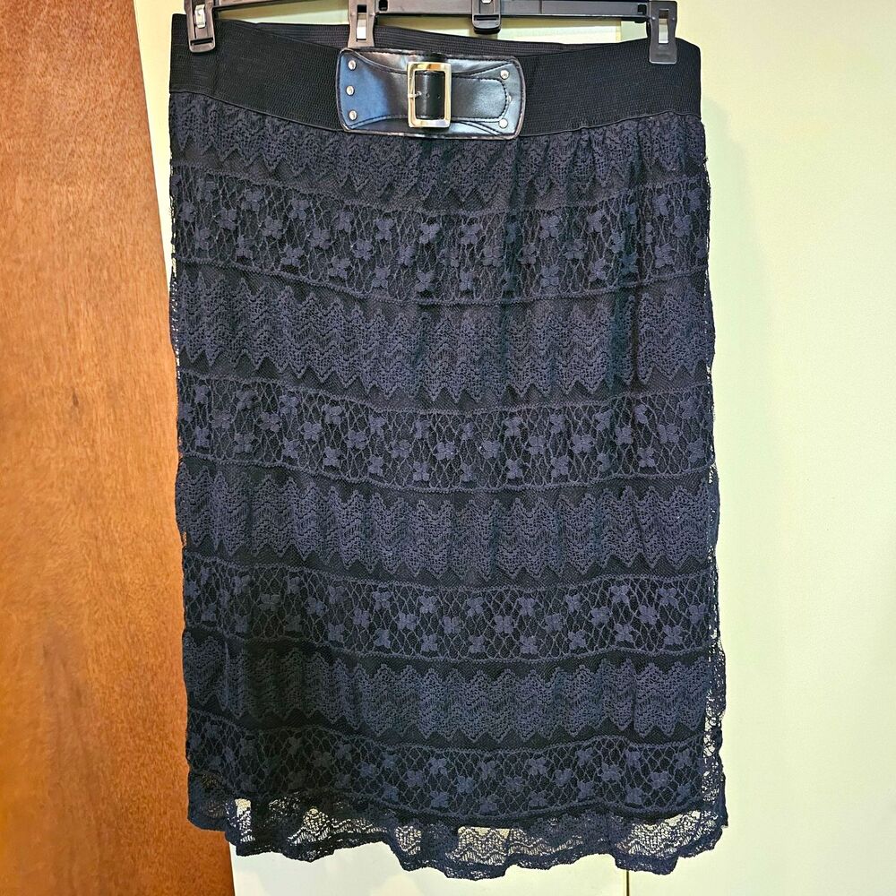 Magic Women’s Plus 3X Black Lace Lined Pencil Knee-Length Skirt w/ Belt